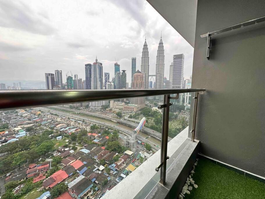 Legasi At Kampong Bahru With Full Kl View, 10Min Walk Train Station & Klcc Apartment Kuala Lumpur Luaran gambar